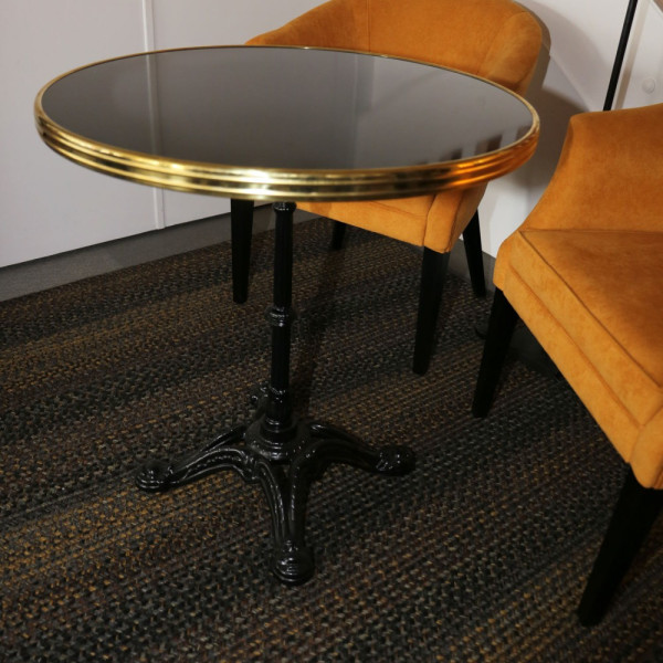 Bistro high table