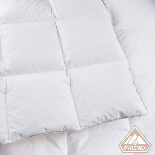 Couette Helsinki Pyrenex chaude 300g/m2 canard Legend 1859 - 6 tailles